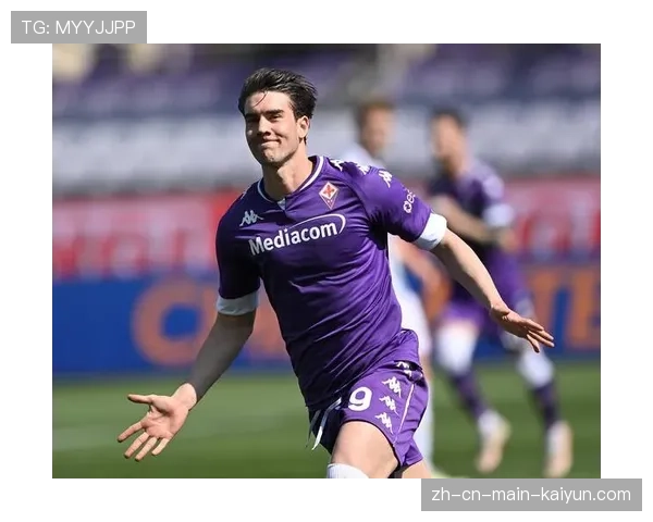 佛罗伦萨欧协联客场告负 连续战绩低迷凸显球队战术调整困境