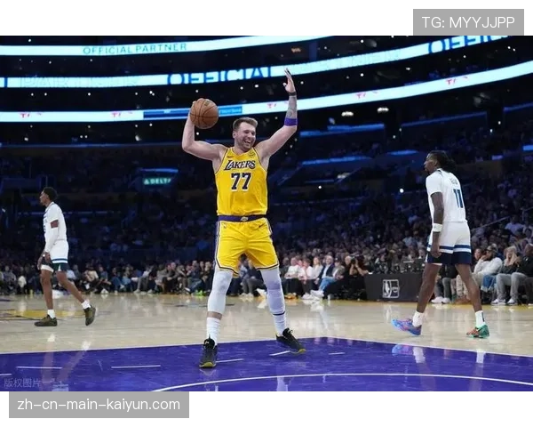 湖人攻防两端必须百分百投入专注,雷迪克下死命令 湖人攻防两端必须百分百投入专注,雷迪克下死命令